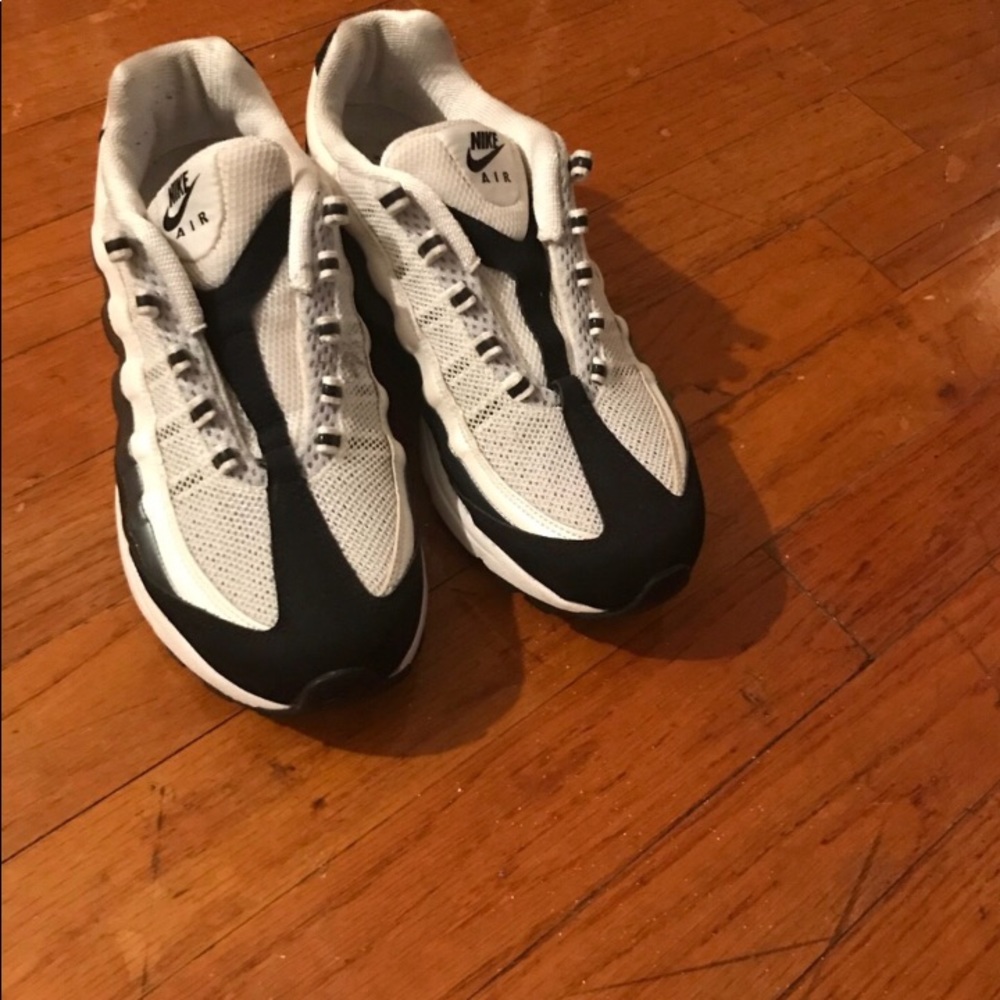 Women’s air max 95 NOT SOLD